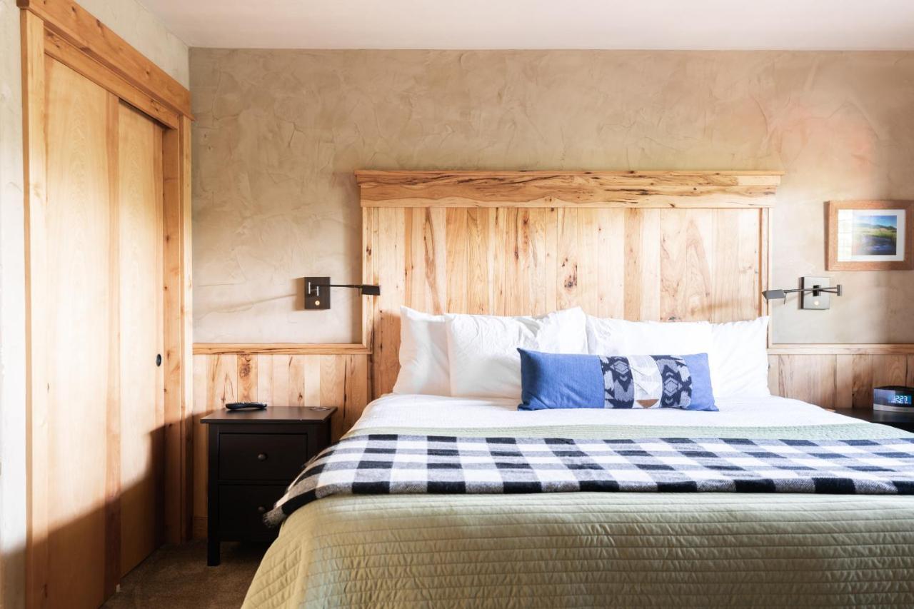 Wall Street Suites Бенд Экстерьер фото