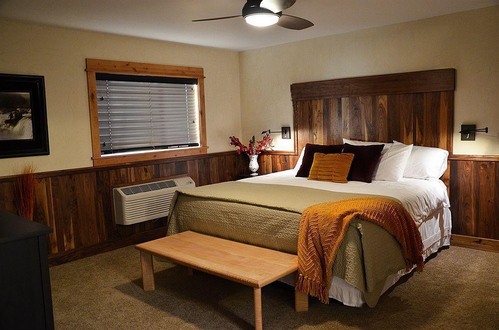Wall Street Suites Бенд Экстерьер фото