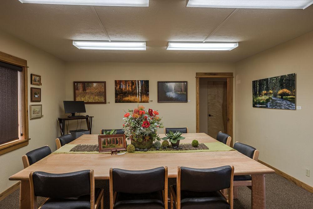 Wall Street Suites Бенд Экстерьер фото